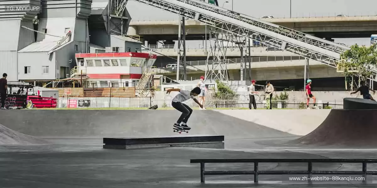 📺锁定直播,你的视角就是主场!